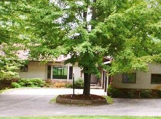 11465 E Royal Rd, Stanwood, MI 49346