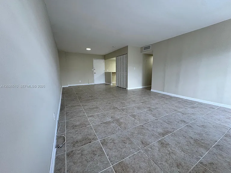 401 Golden Isles Dr #614 — Photo 22