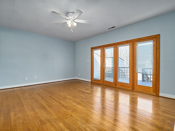 5th image of 9152 Lakeland Dr