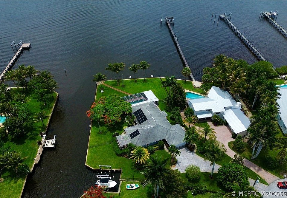 1st image of 1910 NW Cove Cir