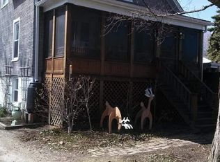 627 Hibbard Rd, Wilmette, IL 60091