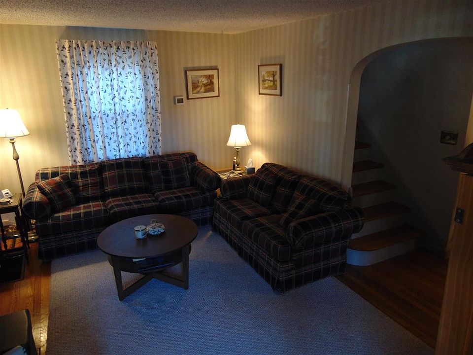 1st image of 57 Edwards Ct