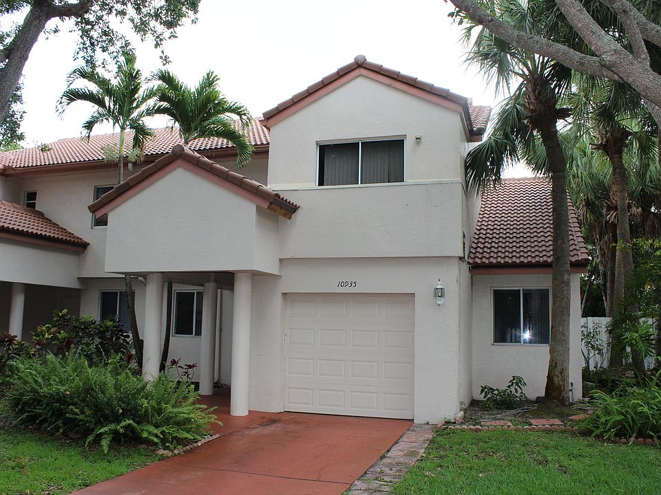 1st image of 10935 W Broward Blvd