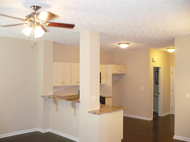 117 Creekwood Dr — Photo 13