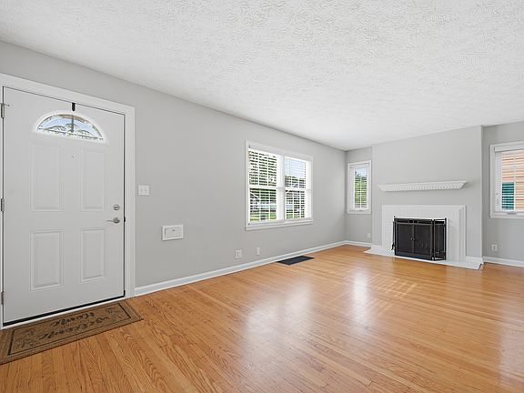4th image of 112 N Sheridan Ave