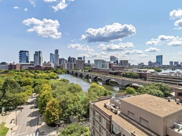 8 Museum Way APT 1104, Cambridge, MA 02141