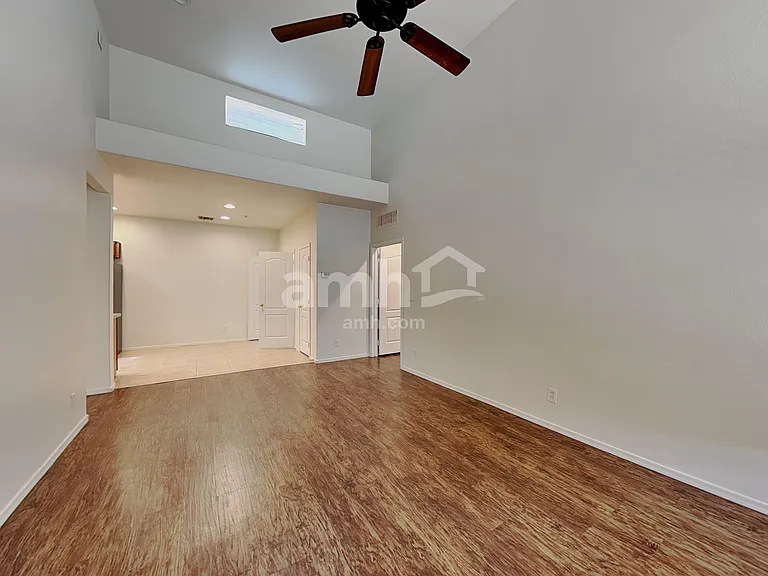 8940 W Olive Ave #140 — Photo 7