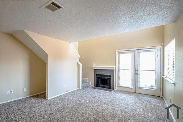 9835 Walnut St #202 — Photo 13