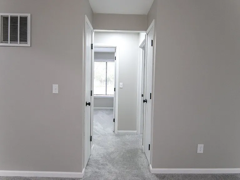 Woodwind Apartments — Photo 41