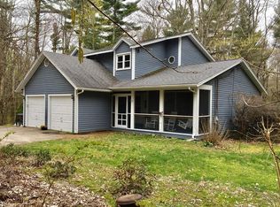 5 Deyo Dr, Holland, MA 01521