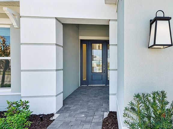 2nd image of 13613 SW Alejandro Court