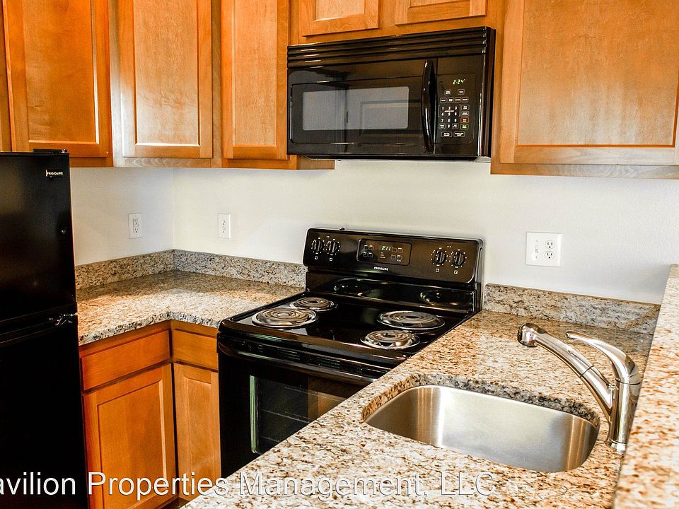 2nd image of 612 S Fess Ave #16214901