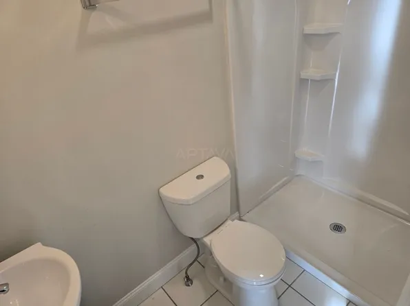 20 Broadway #1, Somerville, MA 02145