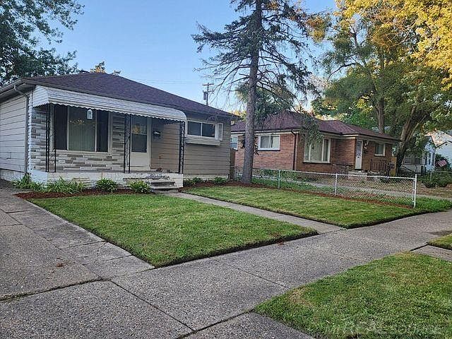1st image of 351 E Evelyn Ave
