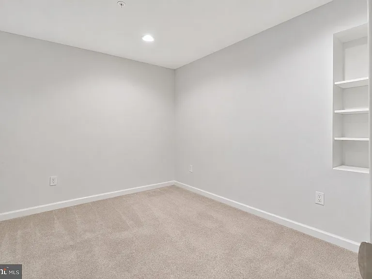 117 Teapot Ct #117 — Photo 21