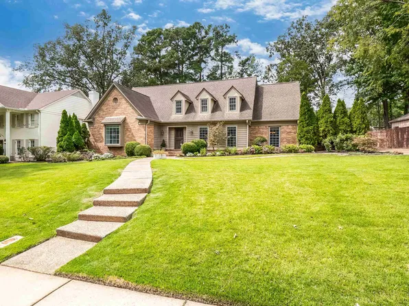 2425 Dogwood Trail Dr, Germantown, TN 38139