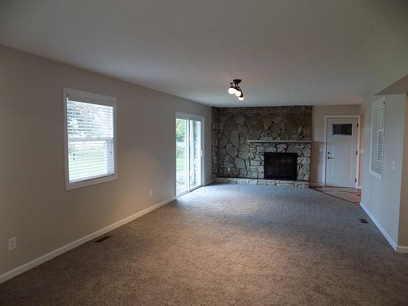 4th image of 1525 Jeffrey Dr