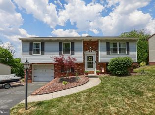 2103 Duke St, Reading, PA 19605