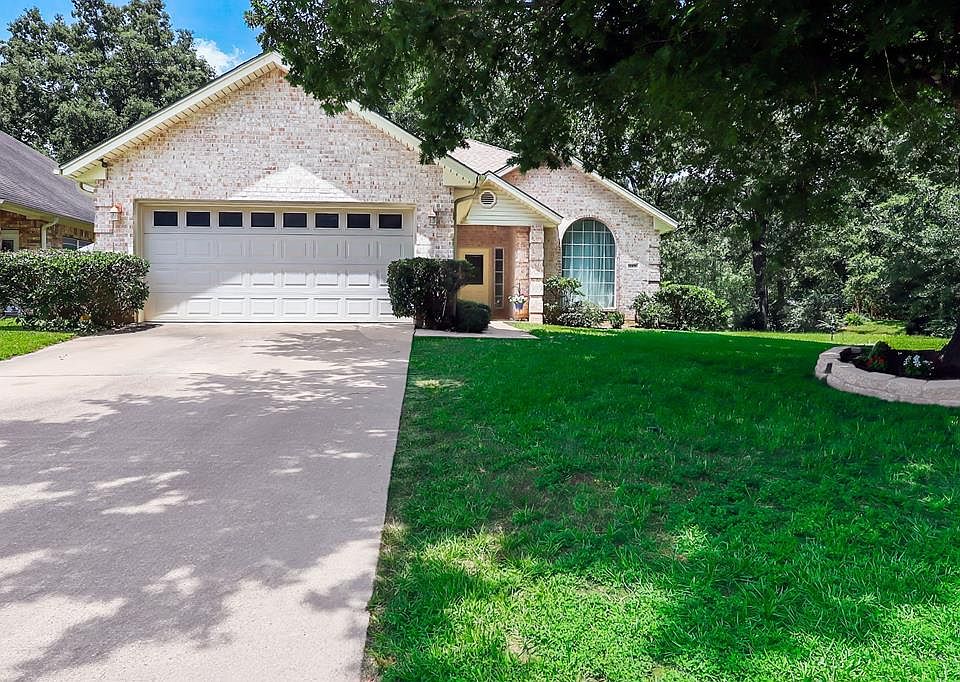 1st image of 113 Jasmine Ct