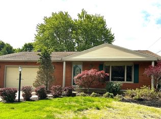 26771 Leenders Ln, North Olmsted, OH 44070