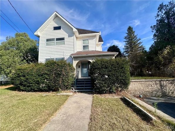 56 Rock Island St