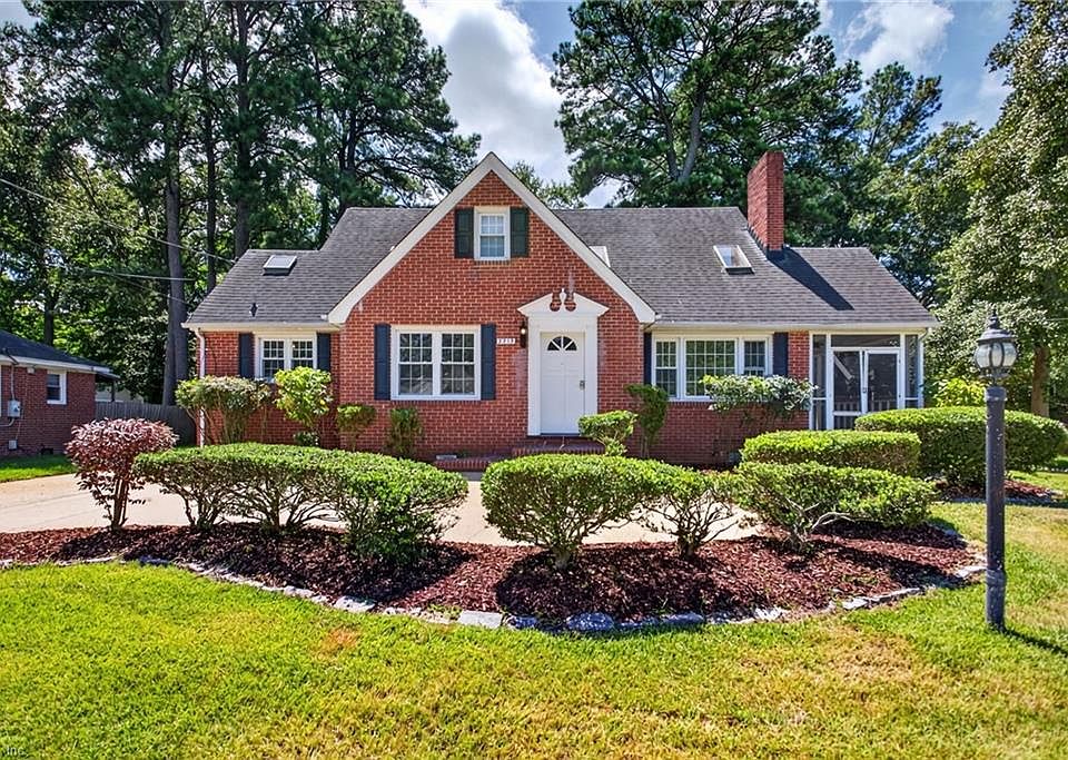 1st image of 2213 Wildwood Rd