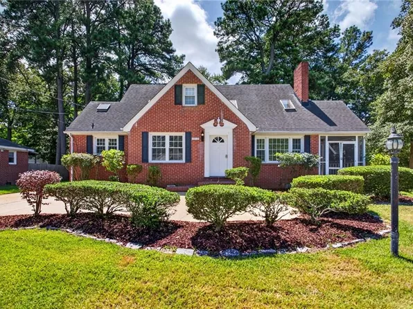 2213 Wildwood Rd, Chesapeake, VA 23323