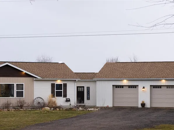 975 Miller Hwy, Olivet, MI 49076