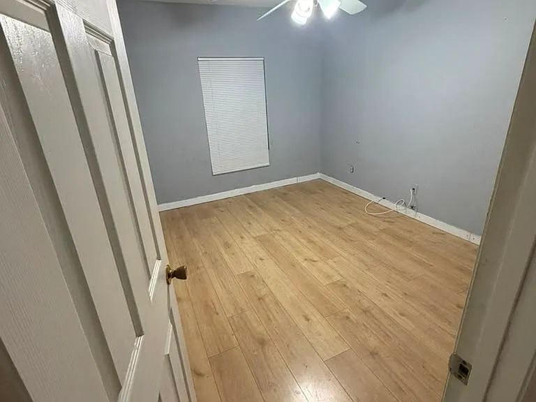 2008 E Fairbanks St — Photo 12