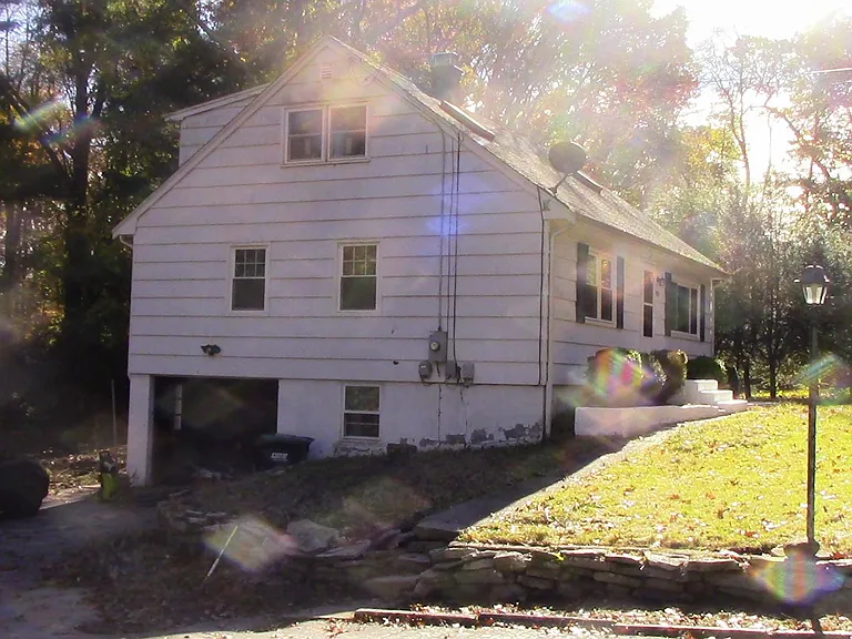 192 Ann Ave — Photo 3