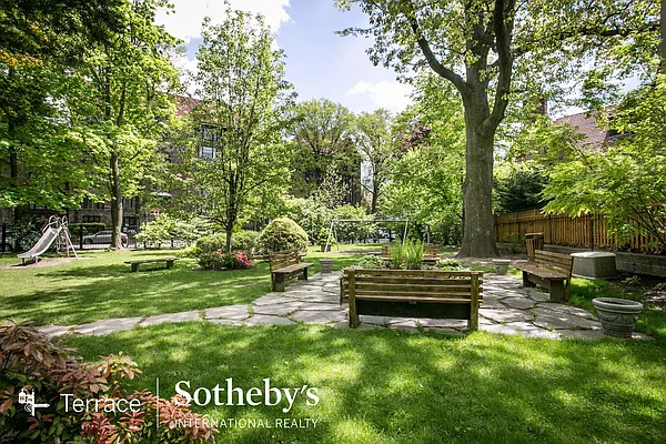Sold by Terrace Sotheby's International Realty | media 23