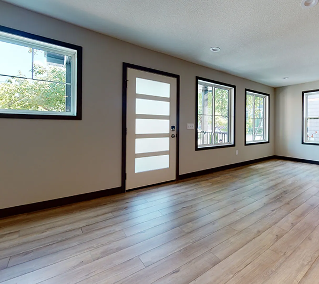New Construction 11-Bedroom House in the Heart of Dinkytown — Photo 3