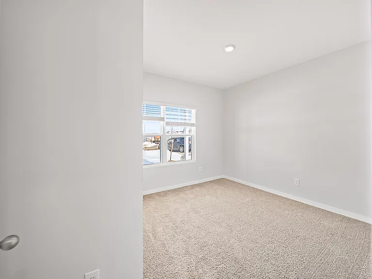 511 Darliene Dr — Photo 23