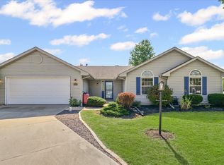 3601 Brook Ridge Cir, Champaign, IL 61822