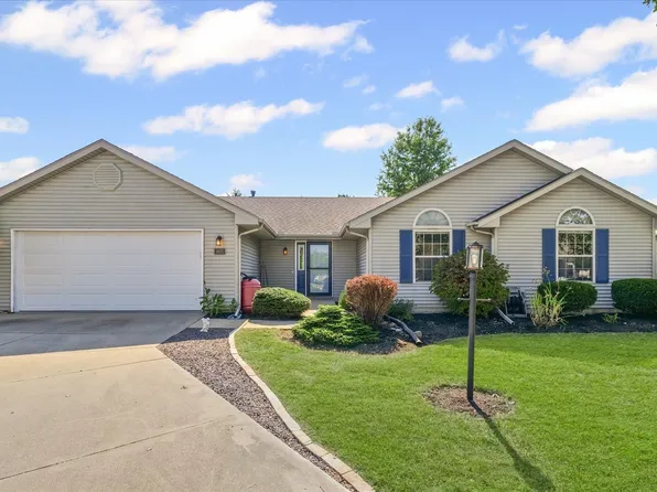 3601 Brook Ridge Cir, Champaign, IL 61822