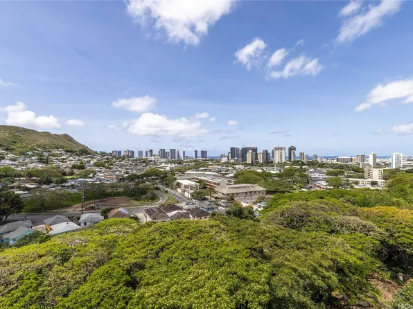 2029 Nuuanu Ave APT 1410, Honolulu, HI 96817