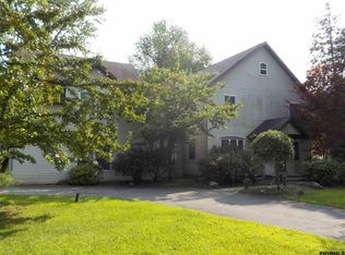 13 Horstman Dr, Glenville, NY 12302