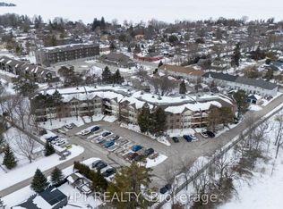 111 Grew Blvd #309, Georgina, ON L0E1L0