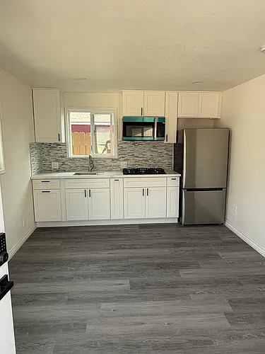 2513 W Occidental St Photo 1