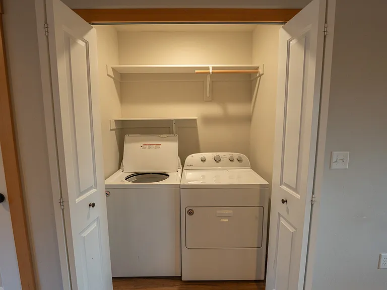 Washer & Dryer included