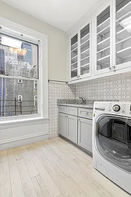 Rented by Keller Williams NYC | media 15