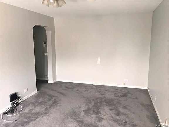 4th image of 40 E Birch St APT 2B