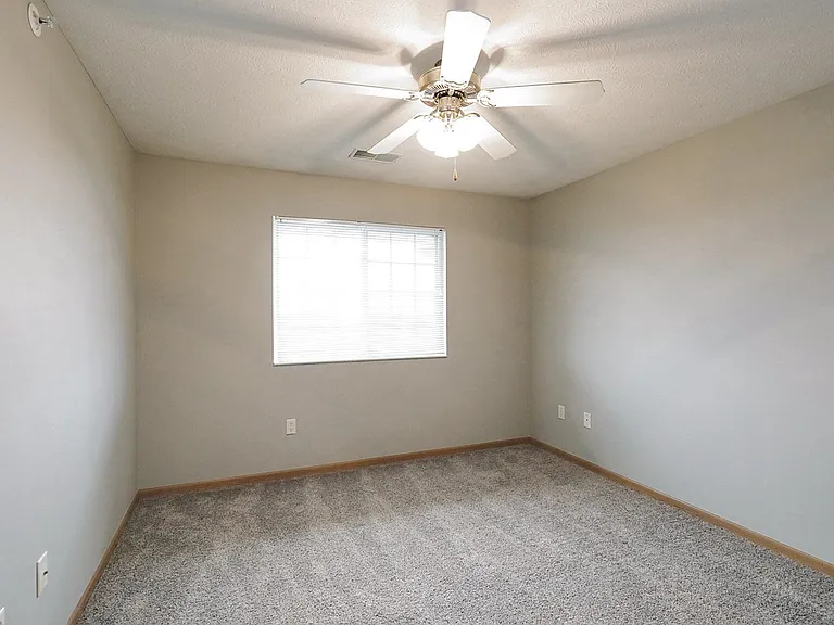 Lexington Ridge Apartments — Photo 35