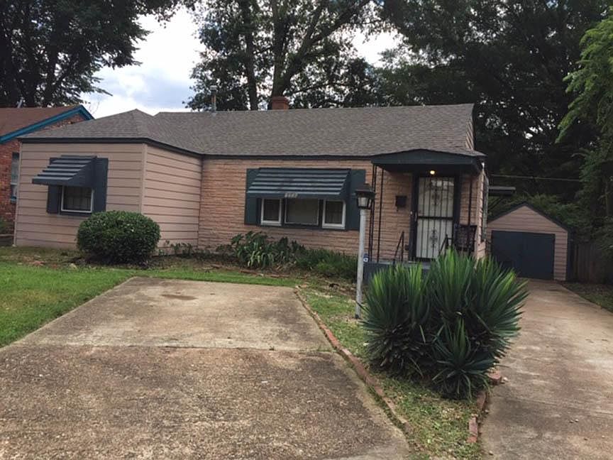 1st image of 2750 Henley Dr