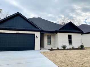2855 Carmichael Dr, Conway, AR 72034