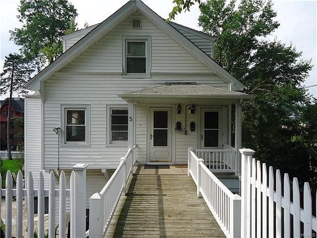 1st image of 5 Westview Ave