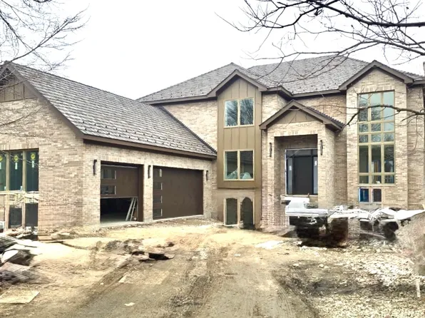 7234 Roxbury Ct, Mundelein, IL 60060