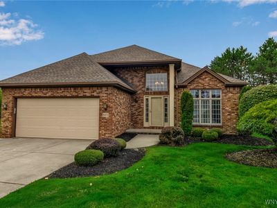 8472 Chadway Ct, Williamsville, NY, 14221