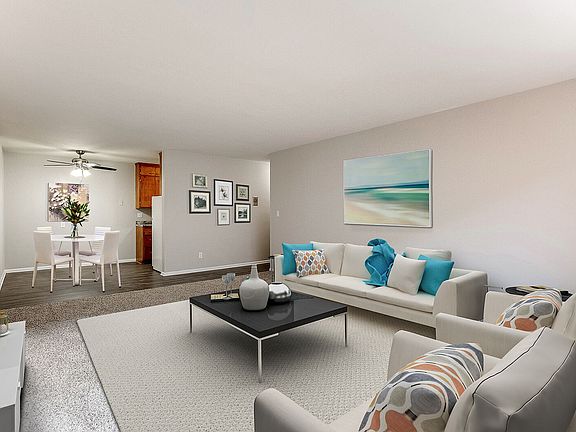 2nd image of 2421 Pillsbury Ave S APT 102