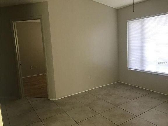 4th image of 1281 Sylvia Ave